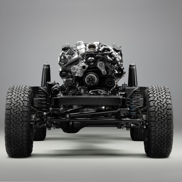 Defender dá uma segunda vida aos clássicos: agora até podem receber um V8 de 405 CV