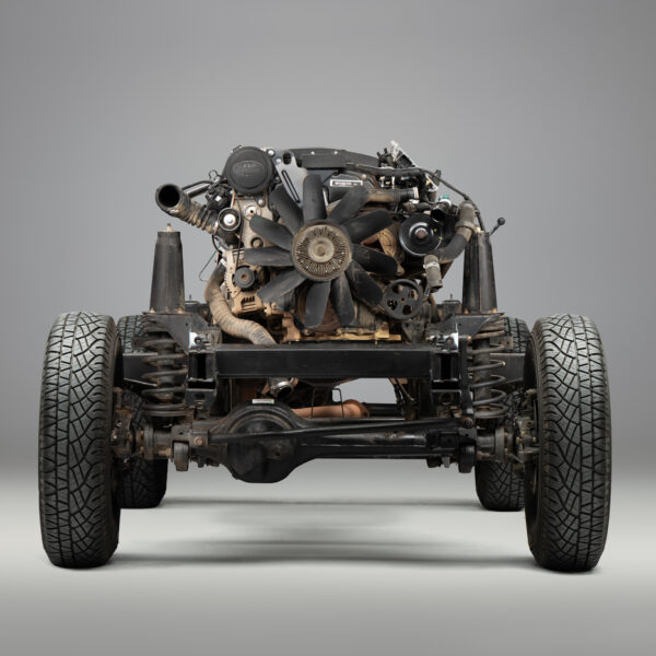 Defender dá uma segunda vida aos clássicos: agora até podem receber um V8 de 405 CV