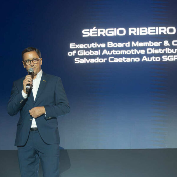 Geely estreia-se oficialmente em Portugal e traz uma surpresa: novo E2 chega ainda este ano