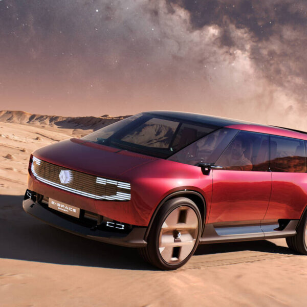 Renault prepara ofensiva em Paris: novo E-Space, Megane com 500 km e regresso do Gordini entre as novidades