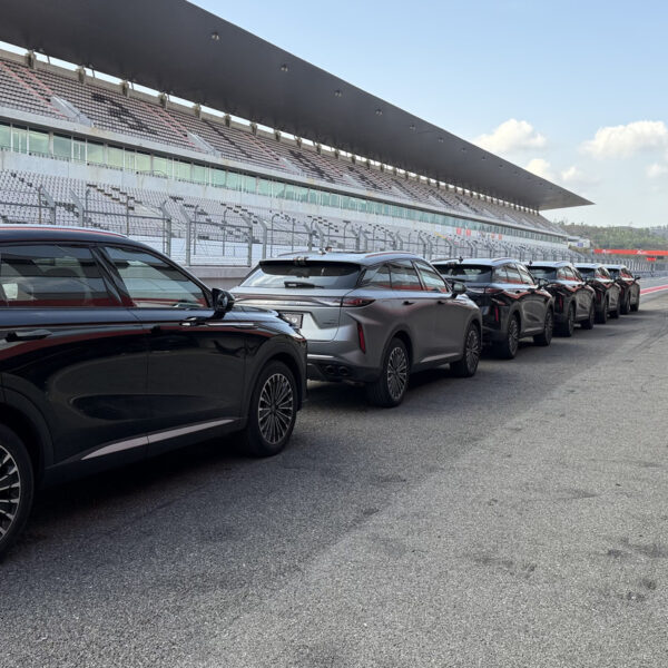 Ensaio. Driving Experience Omoda 9 SHS: o SUV híbrido plug-in que quer ser tratado como premium