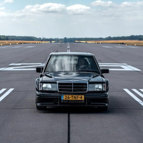 De clássico intocável a máquina de 700 cv: falámos com o empreendedor que reinventou o Mercedes 190E EVO II